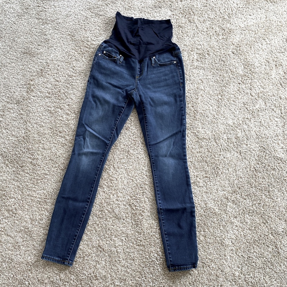 GAP maternity true skinny jeans